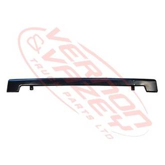 GRILLE - MIDDLE PANEL - LOWER - CW53 - NISSAN CW53/CW54/CW55 1984-92