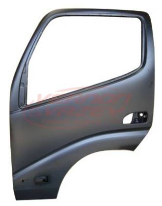 FRONT DOOR SHELL - L/H - WITH REFLECTOR AND LAMP HOLE - TOYOTA DYNA XZU320 2000-