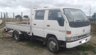 TRUCK - 15B - TOYOTA DYNA 1995