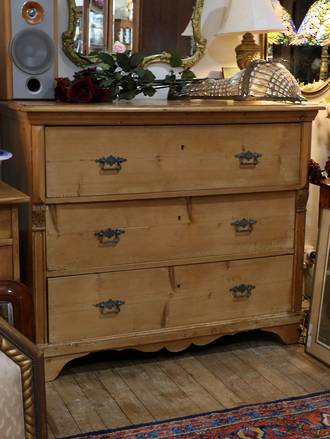 Pine Chest of Draws - Large