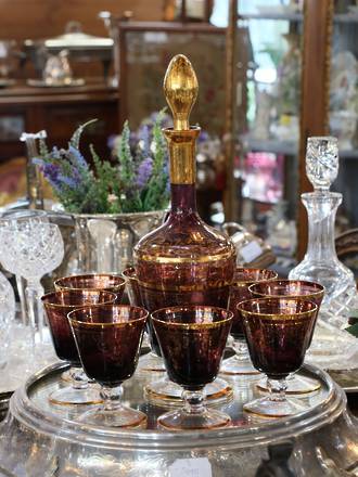 Venetian Decanter Set - Hand-blown with gilt decorations and original Certificate