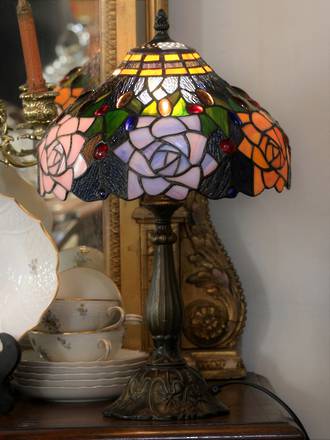 Botanical Tiffany Style Table Lamp