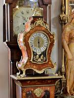 Decorative Florentine Clock on Plinth